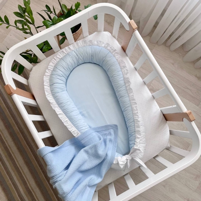 Protectie somn – Baby Nest co-sleeping cu doua fete, alb-albastru (2)